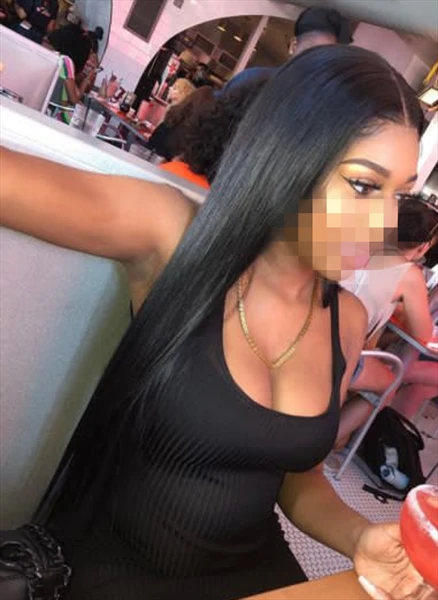 Chilly, Escort, Abidjan