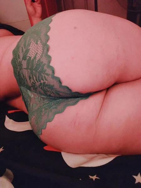 Lianne Perez, Escort, Makati