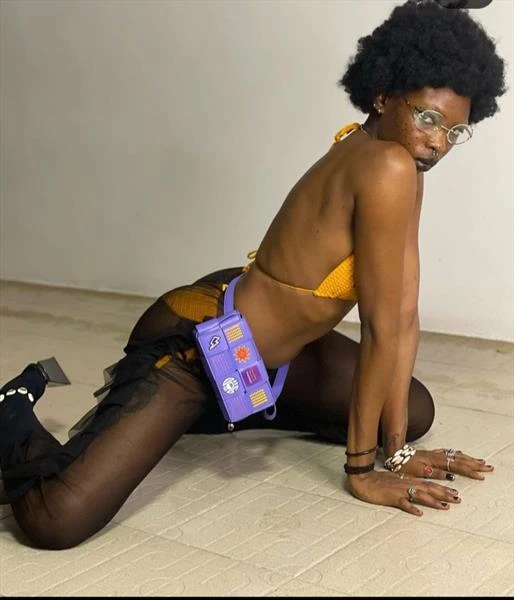 Rina, Escort, Dakar