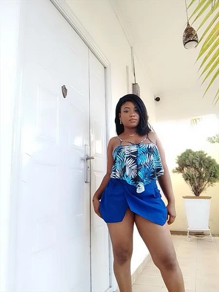 Rose Cuttie, Escort, Accra