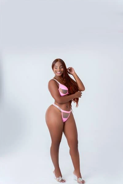 Saray, Escort, Nassau