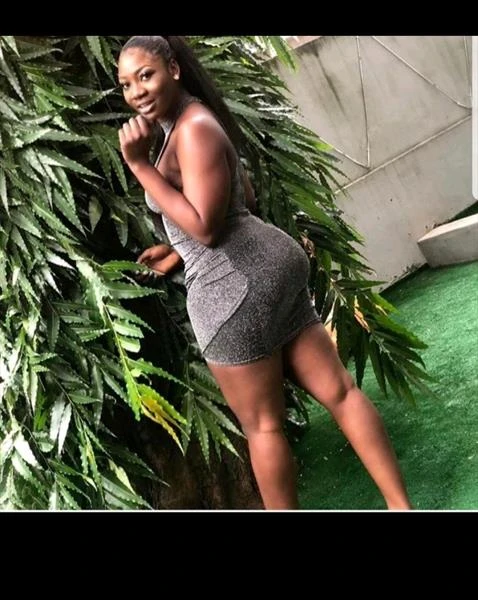 Santi, Escort, Accra