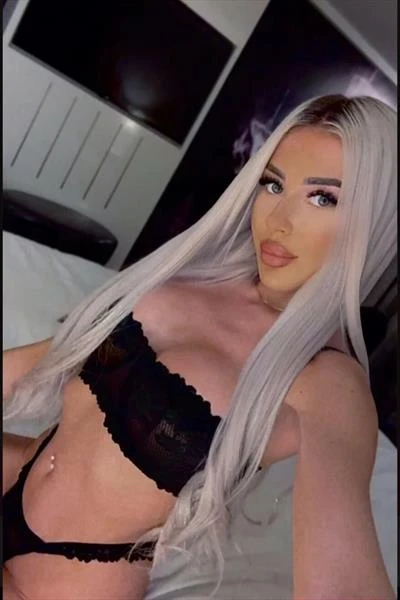 Evelin, Escort, Reykjavík