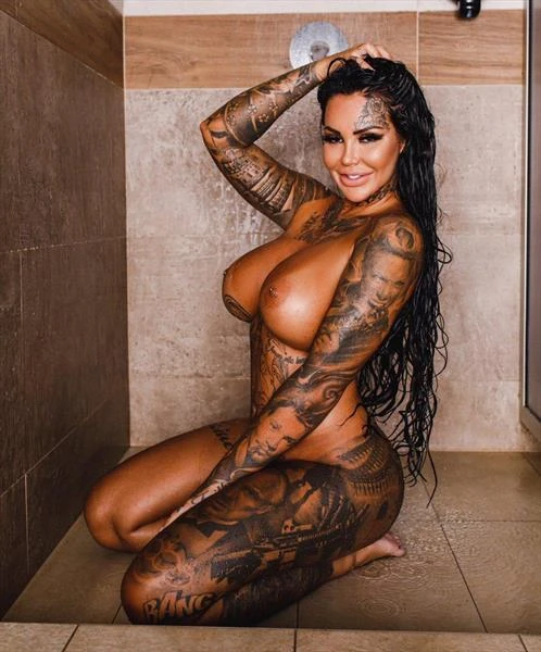 Amalia, Escort, Turku