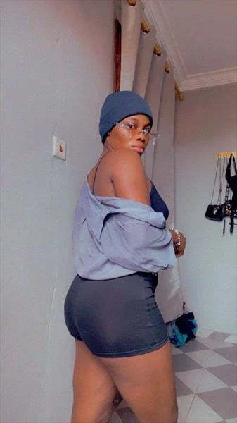 Ayesha, Escort, Accra