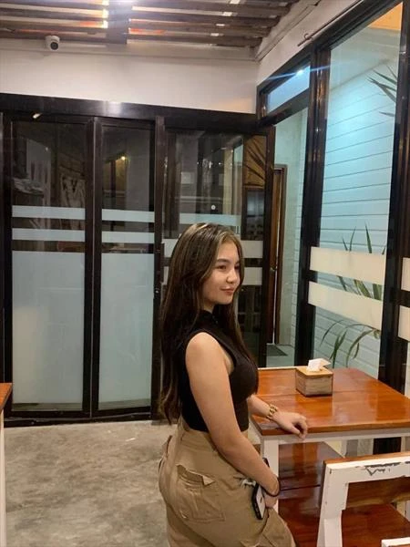 Maxine Angela, Escort, Cebuano
