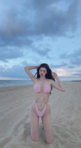 Amy, Escort, Ho Chi Minh City