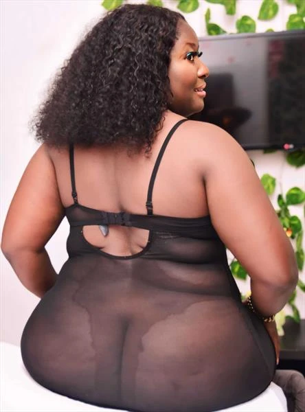 Bella, Escort, Accra