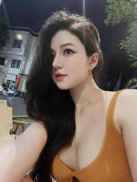lina — 1 / 2