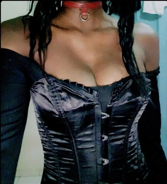 Mistress Eclipse, Escort, Dakar