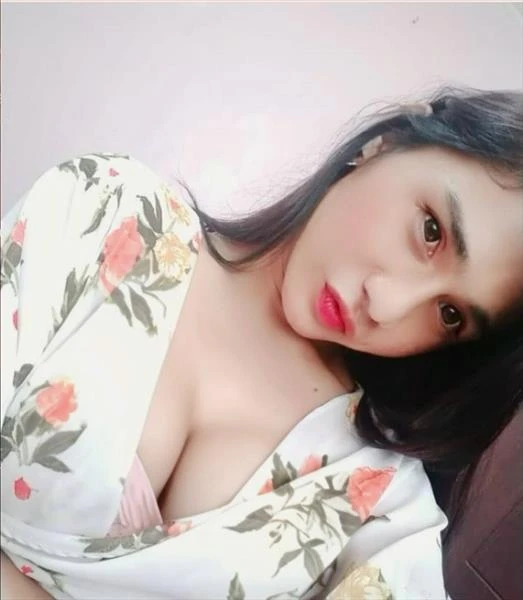 BELIE BERMODEZ, Escort, Cebuano