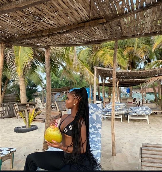 Pearl, Escort, Accra