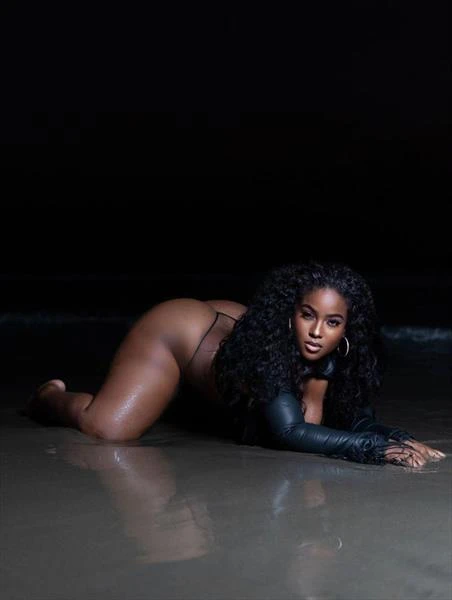 Kataleya, Escort, Nassau