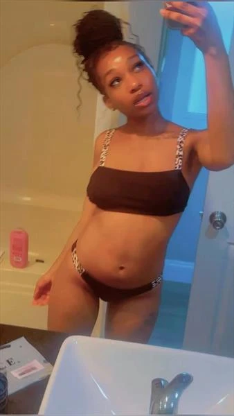 Nancy, Escort, Accra