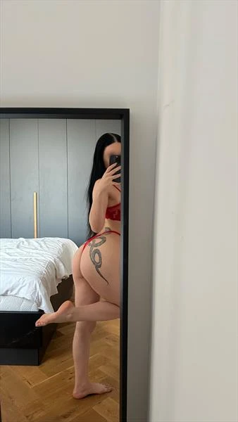 Laura, Escort, Riga