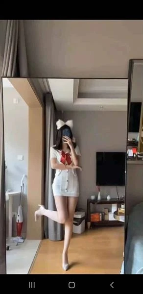 Maggie, Escort, Hongguang Qidui