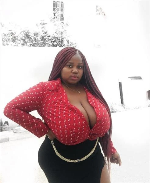Maggy, Escort, Accra