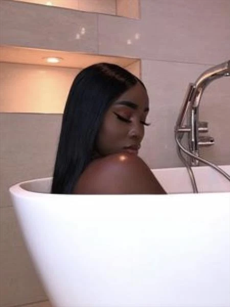 Erotic & exotic — 1 / 2