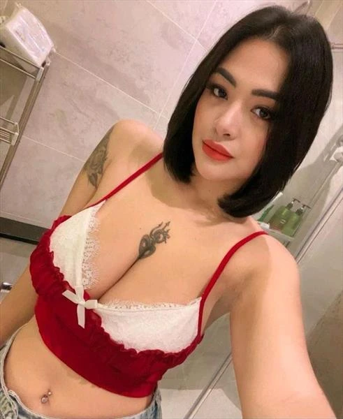 Claudia, Escort, Osaka
