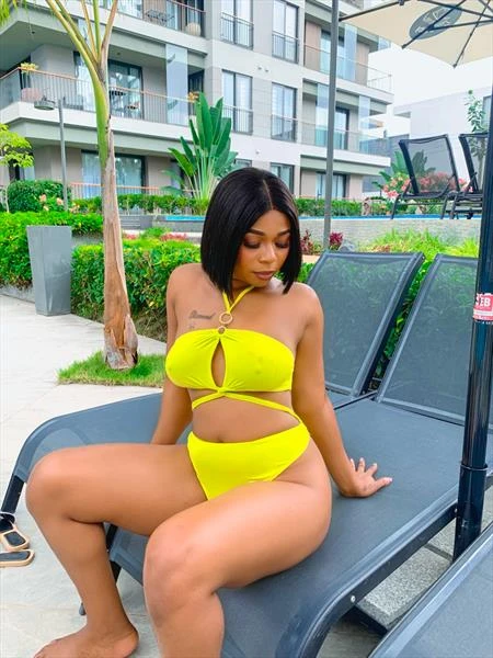 Bella, Escort, Accra