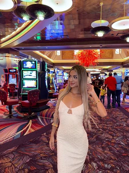 Luisa, Escort, Nassau