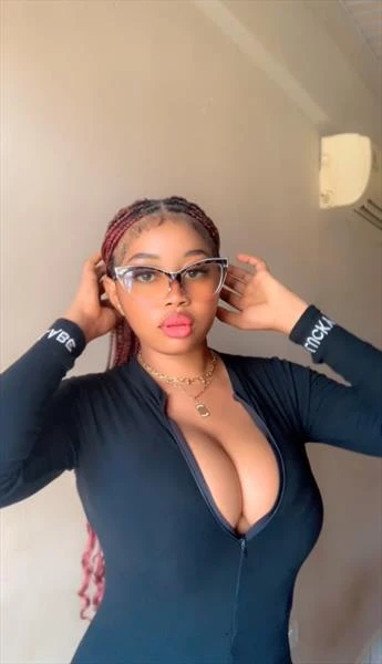 Rina, Escort, Accra