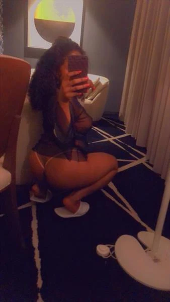 Liliana, Escort, Kumasi