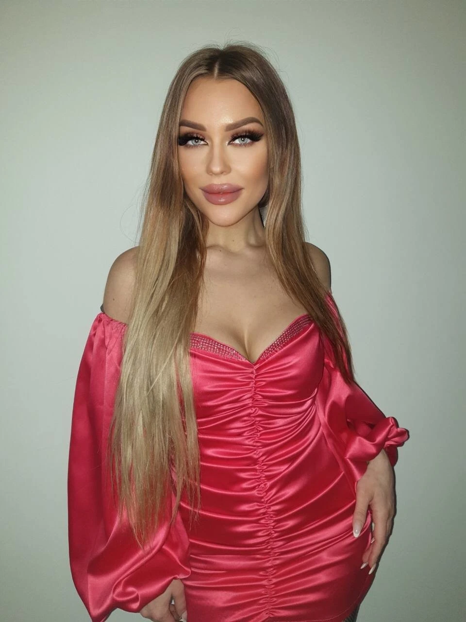 Margo – escort in Armenia — 12 / 13