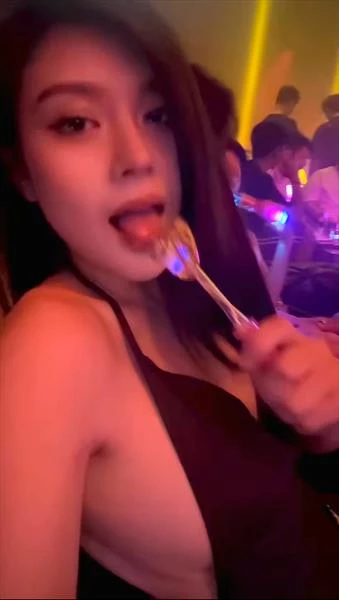 zaza, Escort, Guangzhou