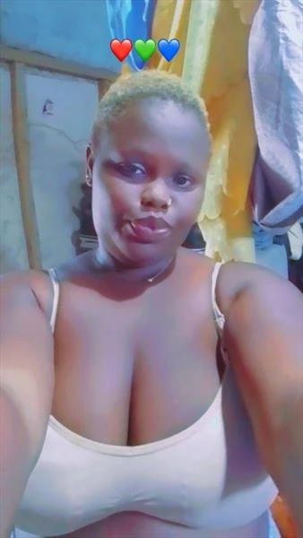 Akua, Escort, Accra