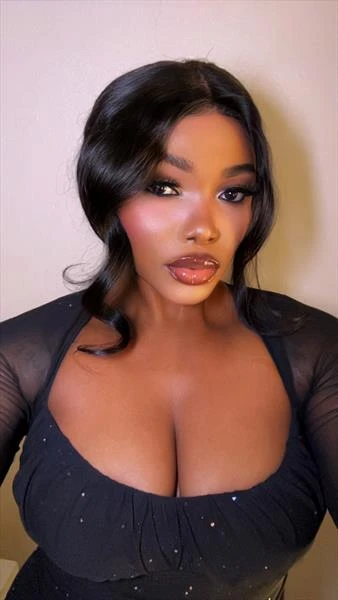 Shania, Escort, Abidjan