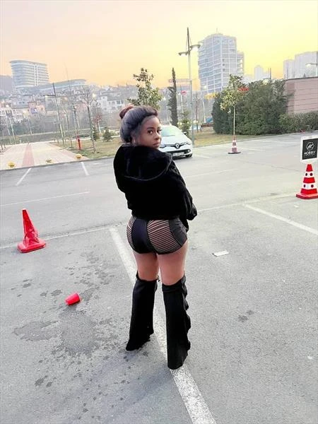 Black girl 👧🏽, Escort, Tokyo