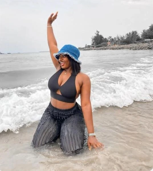 michell, Escort, Dakar