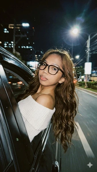 Iya, Escort, Pasay