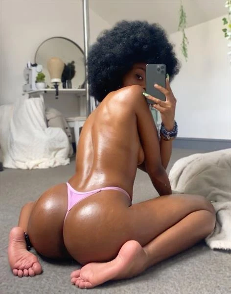 Betty, Escort, Accra