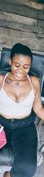 Juicy Pussy 🥰, Escort, Tema