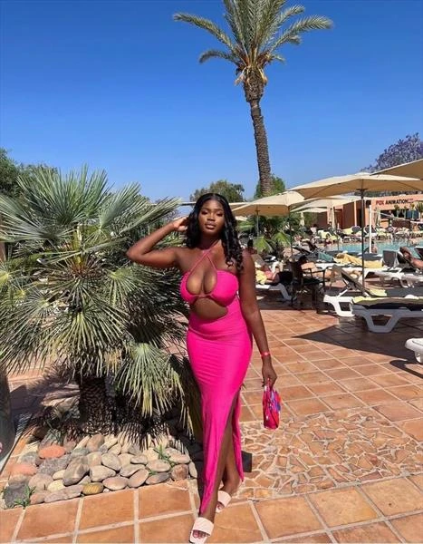 Kim, Escort, Accra