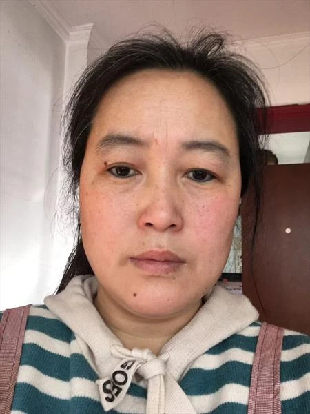 Ava, Escort, Shanghai