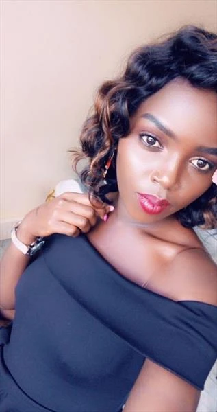 Bianca, Escort, Kitale