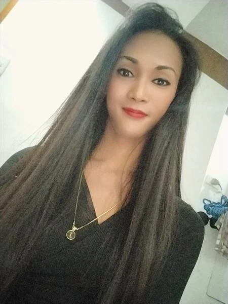 Hanna lopez, Escort, Cebuano