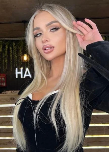 Sandra, Escort, Tirana