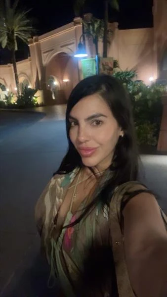 Maria, Escort, Nassau