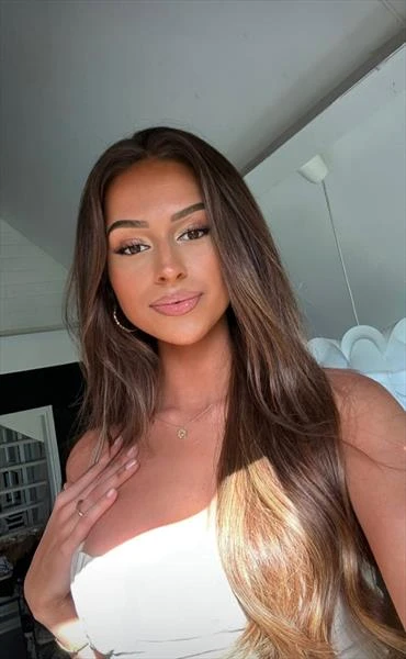 New Arianne, Escort, Hongguang Qidui