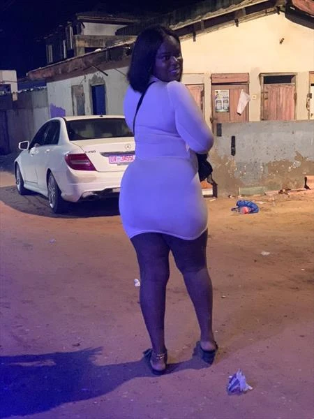 Sweet Mandy, Escort, Accra