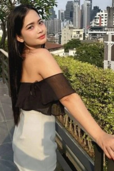 Aniya Ahuja: Aniya Ahuja, Escort, Mumbai