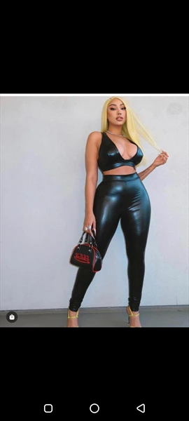 Borgia, Escort, Bamako