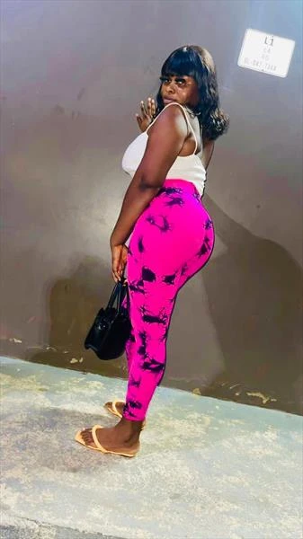 Sharon Ice, Escort, Accra