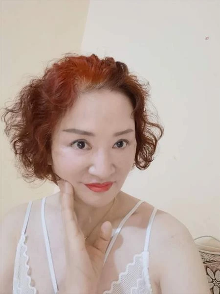 Lina, Escort, Accra