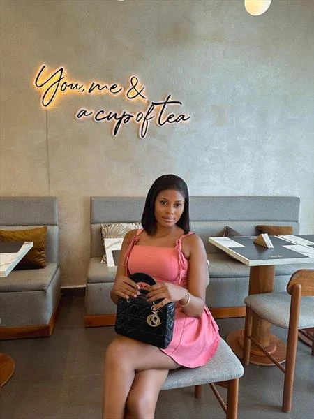 Bella, Escort, Accra