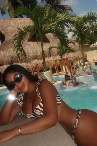 Linda, Escort, Nassau